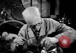 Standbild Arbeitnehmer Sheffield England, 1948, aus Sekunde 46 historischem Filmmaterial Videoclip 65675051808