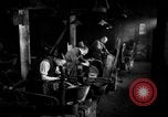 Standbild Arbeitnehmer Sheffield England, 1948, aus Sekunde 52 historischem Filmmaterial Videoclip 65675051808