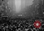 Standbild Gewerkschaften protestieren Taft-Hartley Act New York City United States USA, 1947, aus Sekunde 13 historischem Filmmaterial Videoclip 65675051810