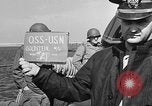 Standbild Lieutenant Ralph Adams an Bord LST im Englischen Kanal, 1944, aus Sekunde 3 historischem Filmmaterial Videoclip 65675051825