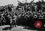 Standbild Lieutenant Ralph Adams an Bord LST im Englischen Kanal, 1944, aus Sekunde 42 historischem Filmmaterial Videoclip 65675051825