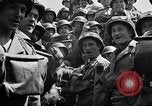 Standbild Lieutenant Ralph Adams an Bord LST im Englischen Kanal, 1944, aus Sekunde 47 historischem Filmmaterial Videoclip 65675051825
