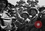 Standbild Lieutenant Ralph Adams an Bord LST im Englischen Kanal, 1944, aus Sekunde 48 historischem Filmmaterial Videoclip 65675051825