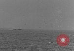 Standbild Japanische Nakajima B5N (Kate) Torpedobomber Insel Truk, 1944, aus Sekunde 33 historischem Filmmaterial Videoclip 65675051846