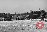 Standbild USA sailor Saint Raphael Frankreich, 1944, aus Sekunde 3 historischem Filmmaterial Videoclip 65675051850