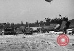 Standbild USA sailor Saint Raphael Frankreich, 1944, aus Sekunde 10 historischem Filmmaterial Videoclip 65675051850