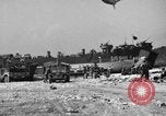Standbild USA sailor Saint Raphael Frankreich, 1944, aus Sekunde 13 historischem Filmmaterial Videoclip 65675051850