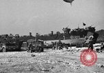 Standbild USA sailor Saint Raphael Frankreich, 1944, aus Sekunde 14 historischem Filmmaterial Videoclip 65675051850