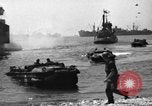 Standbild USA sailor Saint Raphael Frankreich, 1944, aus Sekunde 29 historischem Filmmaterial Videoclip 65675051850