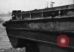 Standbild USA sailor Saint Raphael Frankreich, 1944, aus Sekunde 47 historischem Filmmaterial Videoclip 65675051850