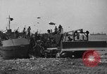 Standbild Naval Beach Patrol Saint Raphael Frankreich, 1944, aus Sekunde 58 historischem Filmmaterial Videoclip 65675051852