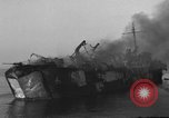 Image bombardé LST Saint Raphael France, 1944, de la seconde 14 séquences d'archives historiques vidéo 65675051853