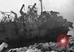 Image bombardé LST Saint Raphael France, 1944, de la seconde 34 séquences d'archives historiques vidéo 65675051853