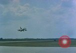 Image USAF tactical air power United States USA, 1965, de la seconde 23 séquences d'archives historiques vidéo 65675051876
