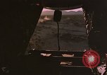 Standbild C-130 Low Altitude Parachute Extraction United States USA, 1965, aus Sekunde 39 historischem Filmmaterial Videoclip 65675051879