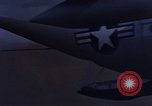 Standbild C-130 Low Altitude Parachute Extraction United States USA, 1965, aus Sekunde 52 historischem Filmmaterial Videoclip 65675051879