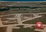 Standbild Flugzeuge P 47s Korsika Frankreich Alto Air Base, 1944, aus Sekunde 5 historischem Filmmaterial Videoclip 65675051885
