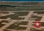 Standbild Flugzeuge P 47s Korsika Frankreich Alto Air Base, 1944, aus Sekunde 8 historischem Filmmaterial Videoclip 65675051885