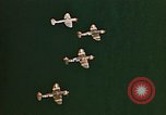 Standbild Flugzeuge P 47s Korsika Frankreich Alto Air Base, 1944, aus Sekunde 30 historischem Filmmaterial Videoclip 65675051885