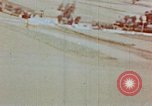 Immagine di Fotocamera a pistola Europa, 1944, secondo 3 filmato di repertorio 65675051893