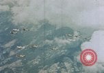 Immagine di P 47s di decollo Corsica Francia, 1944, secondo 42 filmato di repertorio 65675051895