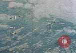 Immagine di P 47s di decollo Corsica Francia, 1944, secondo 45 filmato di repertorio 65675051895