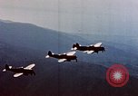 Immagine di P 47s di decollo Corsica Francia, 1944, secondo 46 filmato di repertorio 65675051895