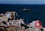 Image L'Italien civils dans la ville bombardée Italie, 1944, de la seconde 19 séquences d'archives historiques vidéo 65675051902