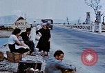 Image L'Italien civils dans la ville bombardée Italie, 1944, de la seconde 28 séquences d'archives historiques vidéo 65675051902