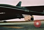 Image B 52 aéronefs Guam, 1967, de la seconde 21 séquences d'archives historiques vidéo 65675051904