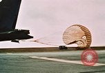 Image B 52 aéronefs Guam, 1967, de la seconde 25 séquences d'archives historiques vidéo 65675051904