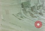 Immagine di P-47 bombardamento Germania, 1945, secondo 4 filmato di repertorio 65675051916