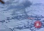 Standbild US-Flugzeuge strafing Korea, 1951, aus Sekunde 18 historischem Filmmaterial Videoclip 65675051936