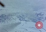 Standbild US-Flugzeuge strafing Korea, 1951, aus Sekunde 29 historischem Filmmaterial Videoclip 65675051936