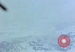 Standbild US-Flugzeuge strafing Korea, 1951, aus Sekunde 30 historischem Filmmaterial Videoclip 65675051936