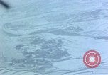 Standbild US-Flugzeuge strafing Korea, 1951, aus Sekunde 50 historischem Filmmaterial Videoclip 65675051936