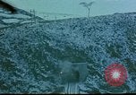 Immagine di Railroad tunnel entrata Corea, 1951, secondo 12 filmato di repertorio 65675051944