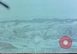 Immagine di Railroad tunnel entrata Corea, 1951, secondo 24 filmato di repertorio 65675051944