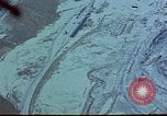 Immagine di Railroad tunnel entrata Corea, 1951, secondo 35 filmato di repertorio 65675051944