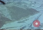 Immagine di Railroad tunnel entrata Corea, 1951, secondo 46 filmato di repertorio 65675051944