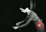 Image un économe machine New York City USA, 1931, de la seconde 17 séquences d'archives historiques vidéo 65675051979