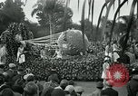 Standbild Blumenschmuck schwimmt Washington DC USA, 1932, aus Sekunde 33 historischem Filmmaterial Videoclip 65675051986