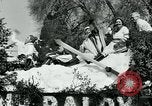 Standbild Blumenschmuck schwimmt Washington DC USA, 1932, aus Sekunde 58 historischem Filmmaterial Videoclip 65675051986