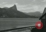 Immagine di Cristo Redentore statua Rio de Janeiro in Brasile, 1932, secondo 17 filmato di repertorio 65675051989