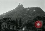Immagine di Cristo Redentore statua Rio de Janeiro in Brasile, 1932, secondo 21 filmato di repertorio 65675051989