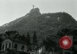 Immagine di Cristo Redentore statua Rio de Janeiro in Brasile, 1932, secondo 24 filmato di repertorio 65675051989