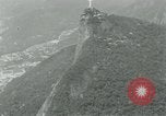 Immagine di Cristo Redentore statua Rio de Janeiro in Brasile, 1932, secondo 36 filmato di repertorio 65675051989