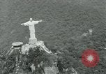 Immagine di Cristo Redentore statua Rio de Janeiro in Brasile, 1932, secondo 47 filmato di repertorio 65675051989