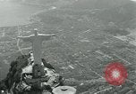 Immagine di Cristo Redentore statua Rio de Janeiro in Brasile, 1932, secondo 54 filmato di repertorio 65675051989
