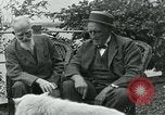 Image George Bernard Shaw Suna Italie, 1926, de la seconde 28 séquences d'archives historiques vidéo 65675051998